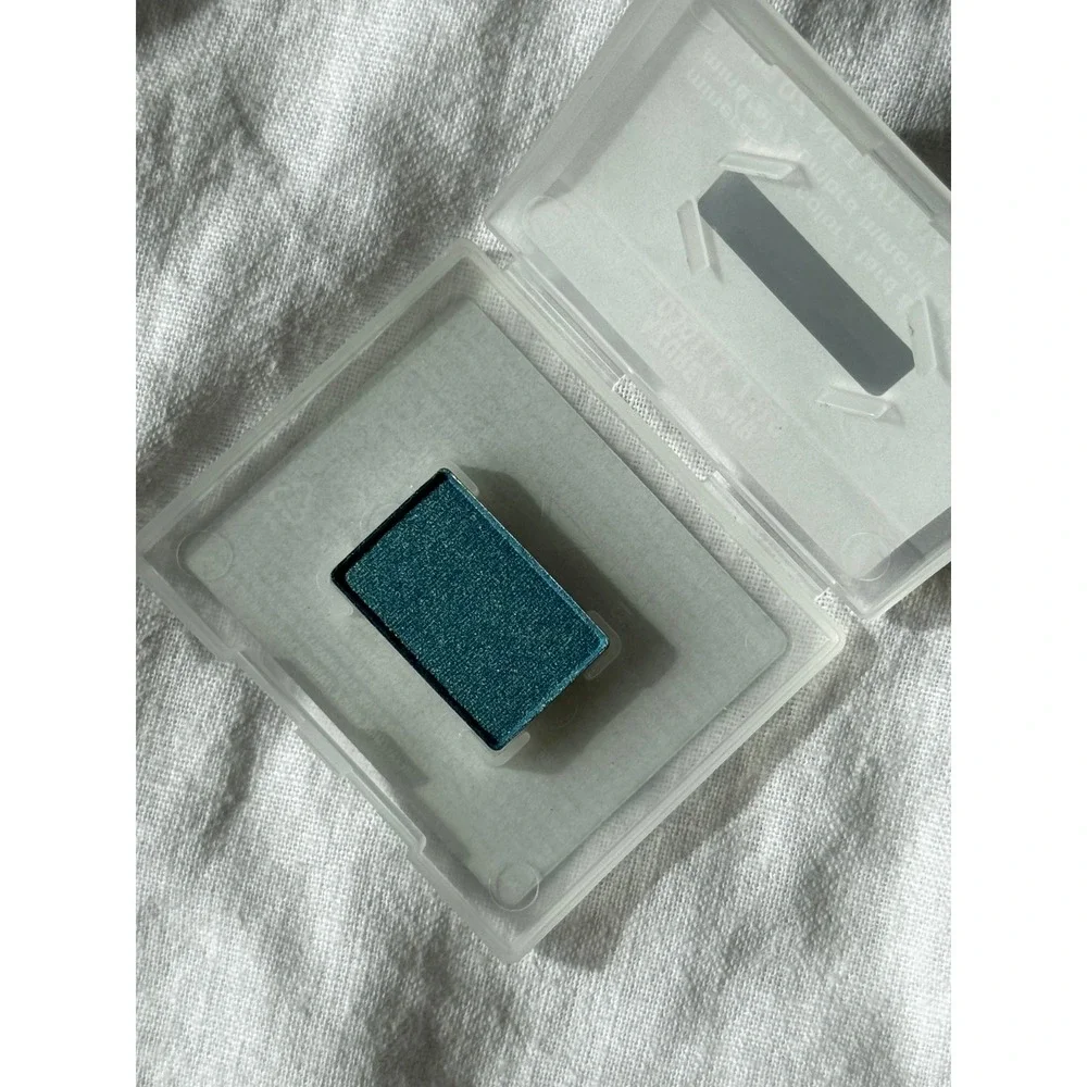 Mary Kay Mineral Eye Color Azure Blue Shimmer Eyeshadow .05 oz